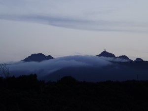 Nuvolaglia serale in montagna