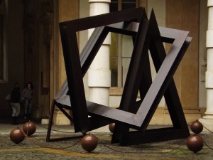 Torino, sculture in metallo